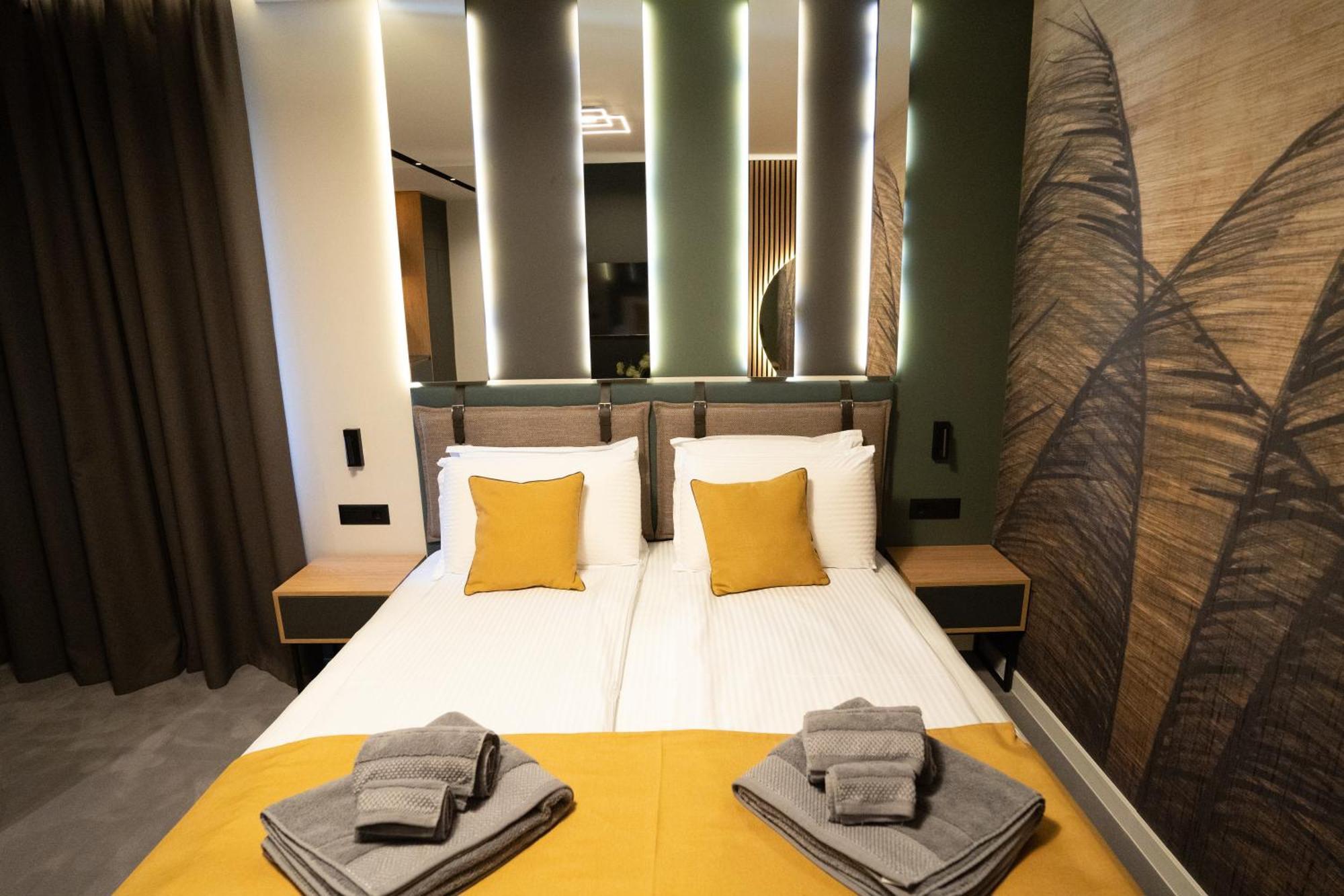 וליקו טורנובו Park Hotel Novel מראה חיצוני תמונה