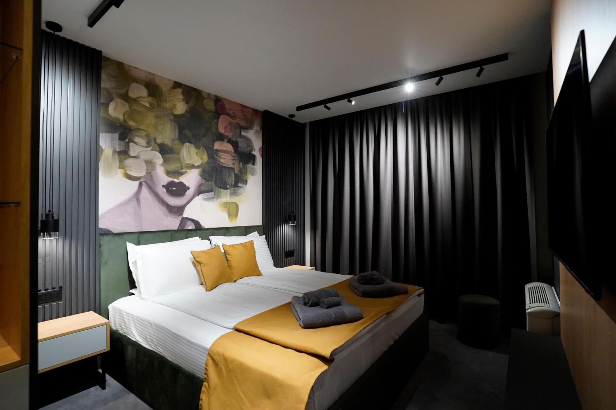 וליקו טורנובו Park Hotel Novel מראה חיצוני תמונה